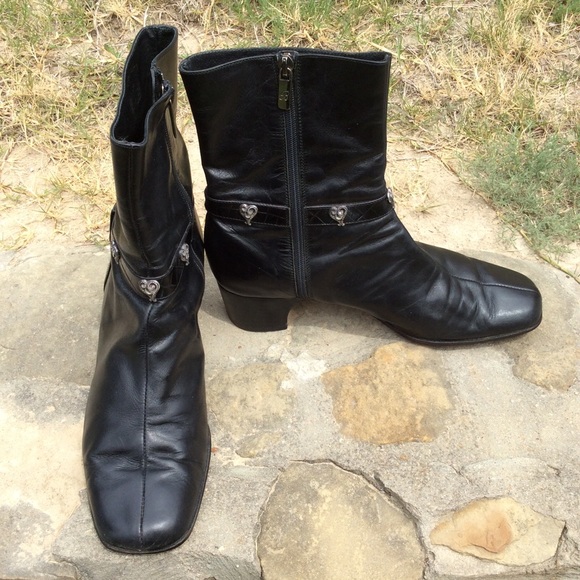 BRIGHTON “GYPSY” BLACK MID-CALF BOOTIES